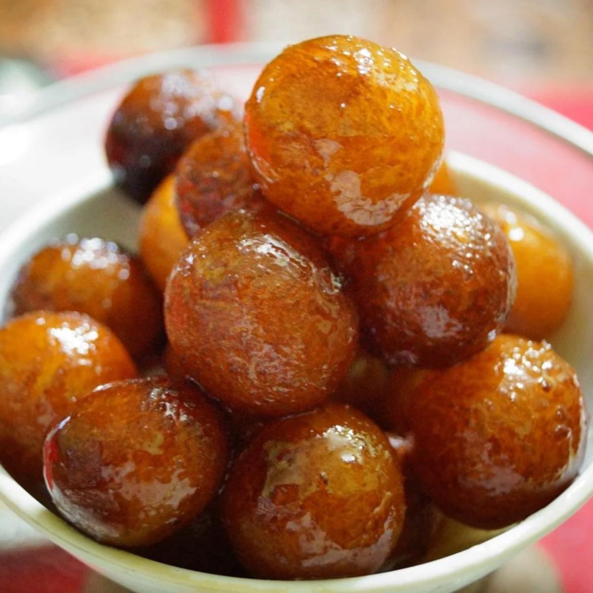 Gulab Jamun (2 pieces) - Desserts menu item