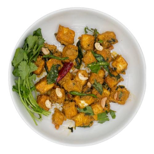 Fresh mild Indian cheese (Paneer) fried and sautéed with chef special flavorful sauce. 
