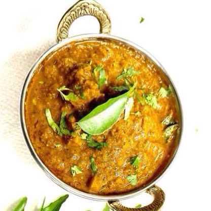 Tender goat meat cooked in a robust and aromatic Chettinad spice blend. Served with steamed rice.