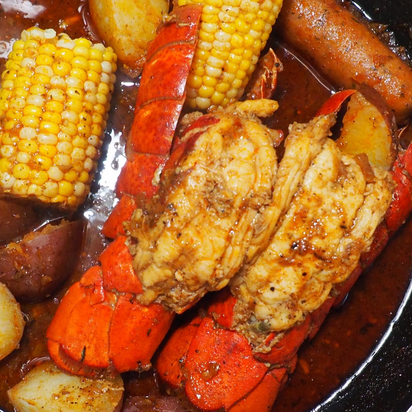 Lobster tails - 2, Sausage - 1, Corn - 1, Potato - 1, Bread - 1